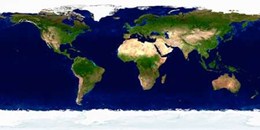 Earth in Daylight 