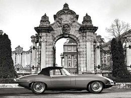 Vintage sports-car 1 